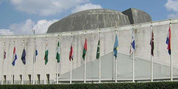 UN chief prescribes steps toward nuclear-free world